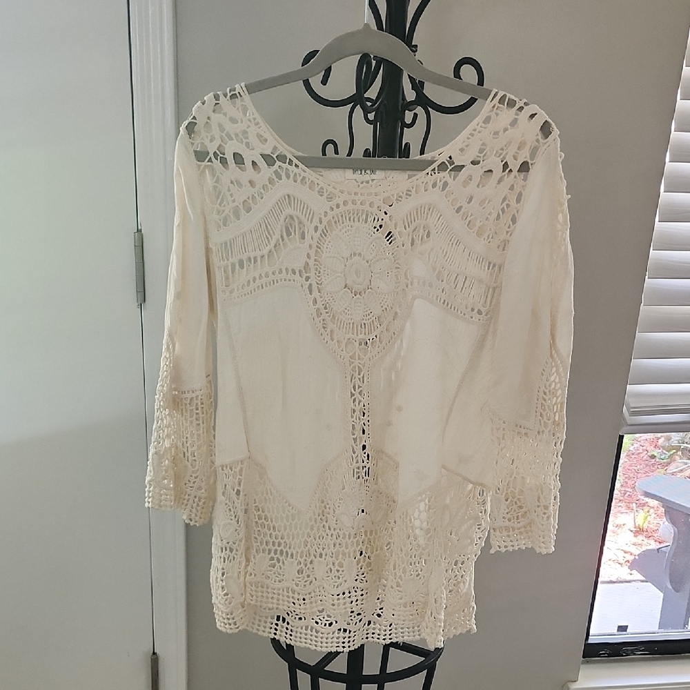 Taylor & Sage White Embellished Lace Blouse with 3/4 Sleeves